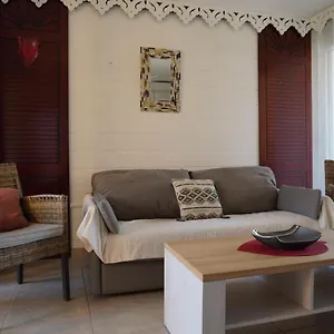  Appartement T2 Spacieux, Confort, Piscine & A