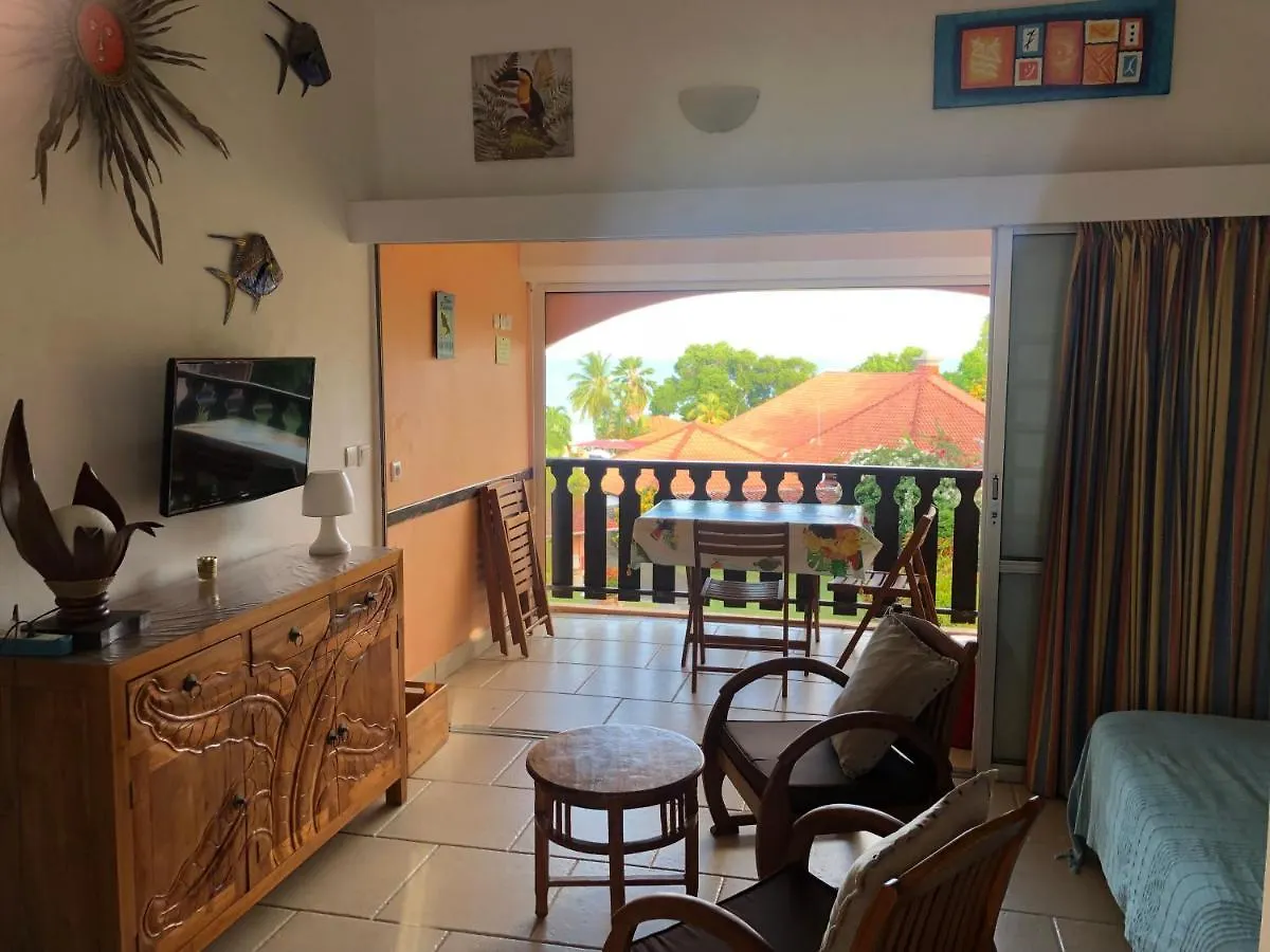 Case Coco A Sainte Anne Avec Wifi Vue Mer Appartement